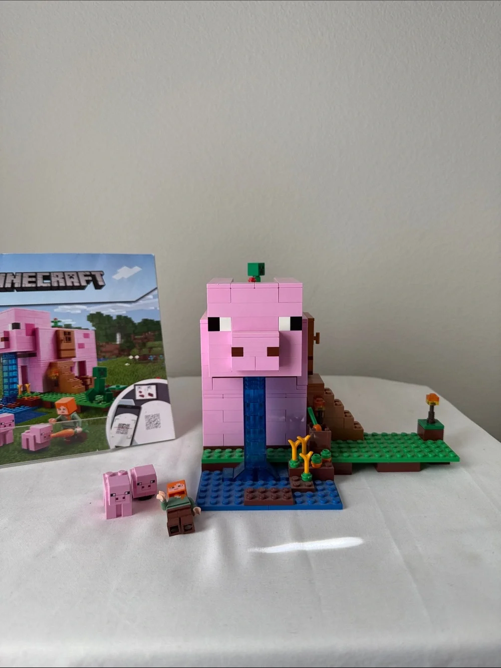 LEGO 21170 Minecraft The Pig House